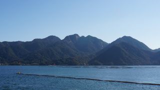 ロープウエーでも登れます