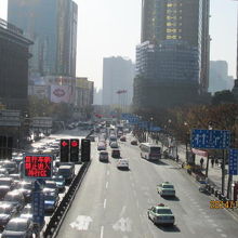 西蔵南路 の街並み
