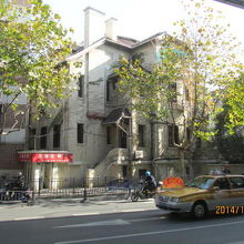 重慶南路１７７弄、大邸宅。
