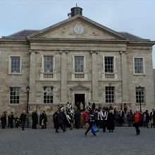 卒業式が行われていたトリニティー・カレッジ構内の一画。