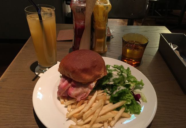 BLT バーガー ♪