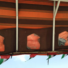 こんなチームな船なのにちゃんと救命胴衣もあります