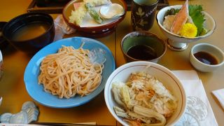 きれいなお店、美味しいカニ料理で満足しました。