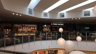 買い物ついでに映画鑑賞