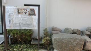 チャンバラ映画でおなじみ、今は公園に