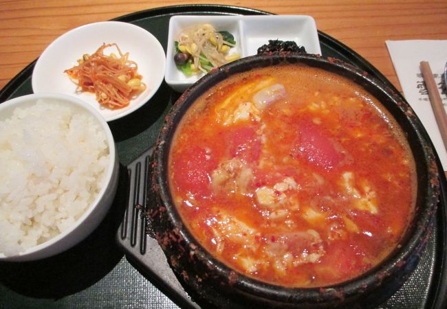 韓国家庭料理のお手軽ランチ、もちろん夜もね！
