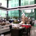 タイでは高級ホテルの部類に入りますが・・・