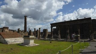 古代遺跡ポンペイの一番外れにあり行きづらい