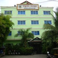 色の趣味はもう一つですが