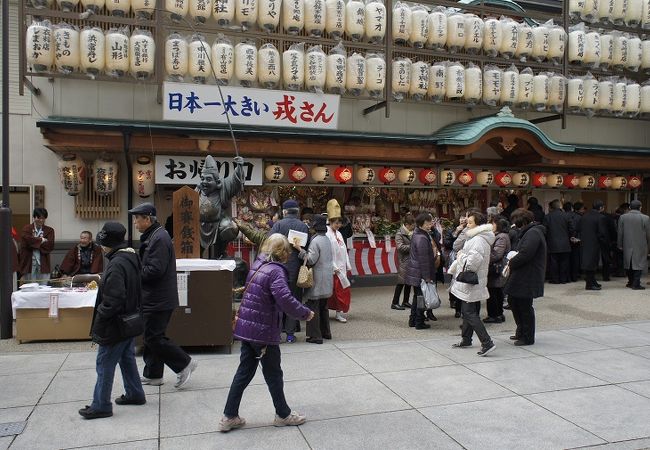 日本一の恵比寿さん像が鎮座まします
