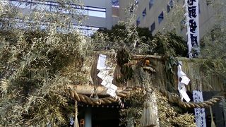 平和大通りのシンボルですね。