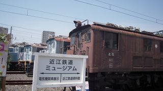 貴重な車両を見学できます