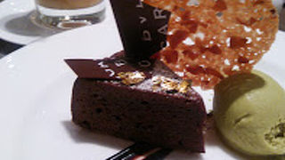 おしゃれなカフェ