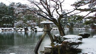 雪の兼六園