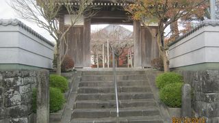 有馬藩主の祈願寺です。