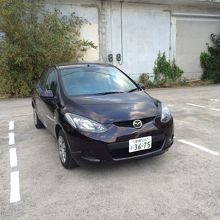 トラベルレンタカーの主力車両デミオくん。