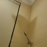 真上から落ちるシャワー