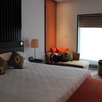 綺麗で機能的なお部屋です