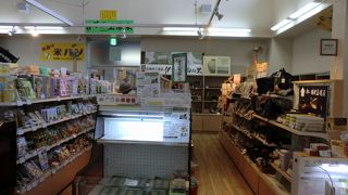 素朴なものがありました。