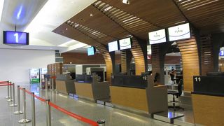 コンビニは24時間営業しています