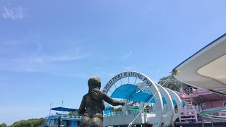 バンペー港から4人で往復800バーツでしたよ