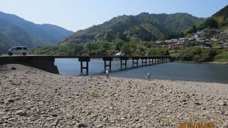 絵になる橋ですね