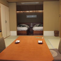 ベッドルームと和室の配置