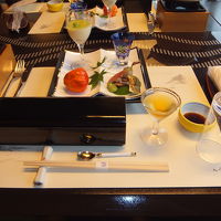 旅の楽しみ  夕食のひととき