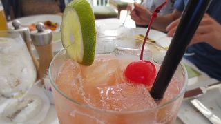 天気の良い日はアラモアナパークを見ながら