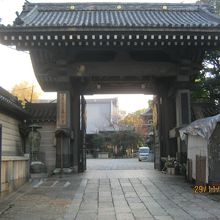 山門の様子です。