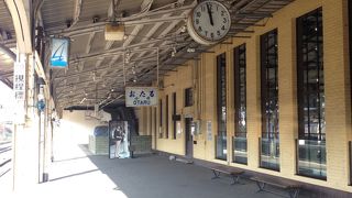 古くてステキな駅でした