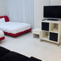 白でリニューアルされた北欧風の２５平米の禁煙のツインルーム