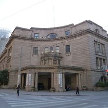 漢口路と江西路の交差点側