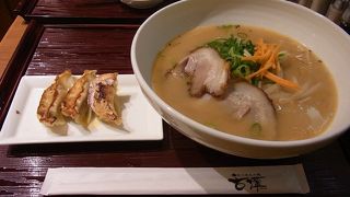 スープの美味しいラーメン屋さん。目立たないところに立地