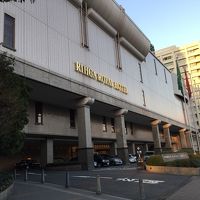 わかりにくかったメインエントランス。