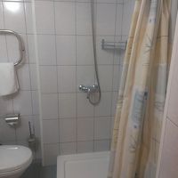 バスタブの無い部屋で、初日はお湯が出ませんでした