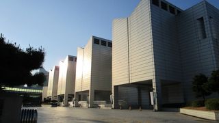 釜山市立美術館　　コンテンポラリー作品を堪能