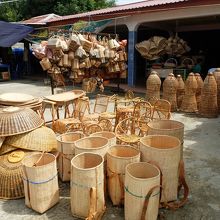 これは籠製品の一画