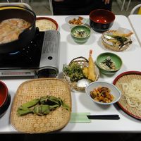 夕食。マメの佃煮が干からびていた・・・