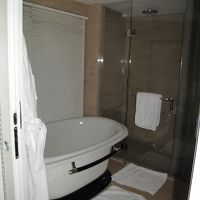 脚付きの大きいバスタブがＧＯＯＤ