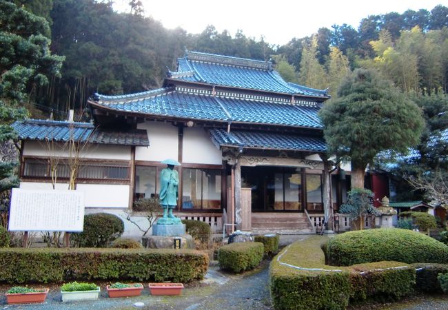 秋月の西念寺