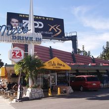 メルズ ドライブ イン (ウエストハリウッド店)