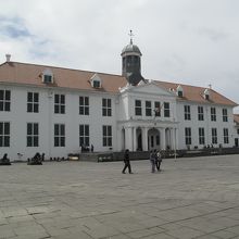 往時の総督府の姿