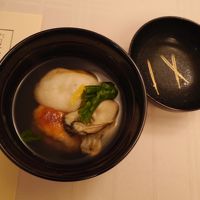 お正月なのでお雑煮が。