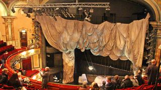 座席指定で良い席を手に入れよう！/The Phantom of the Opera