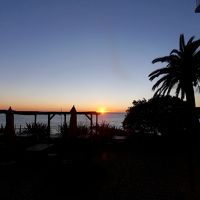 冬だとレストランから日の出