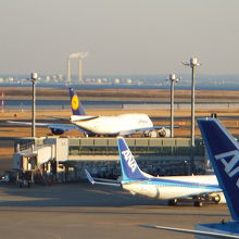 離陸準備に入ったルフトハンザのジャンボジェット