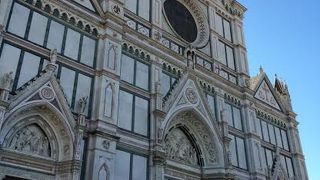 有名人達が眠る教会