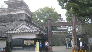 熊本城の西の門です。木戸です。