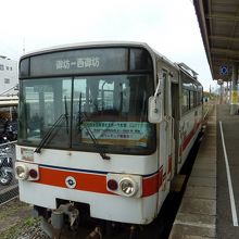 乗り場はＪＲ御坊駅の中です。